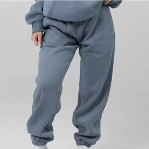 Relaxed Fit Women's Track Joggers in Slate Blue